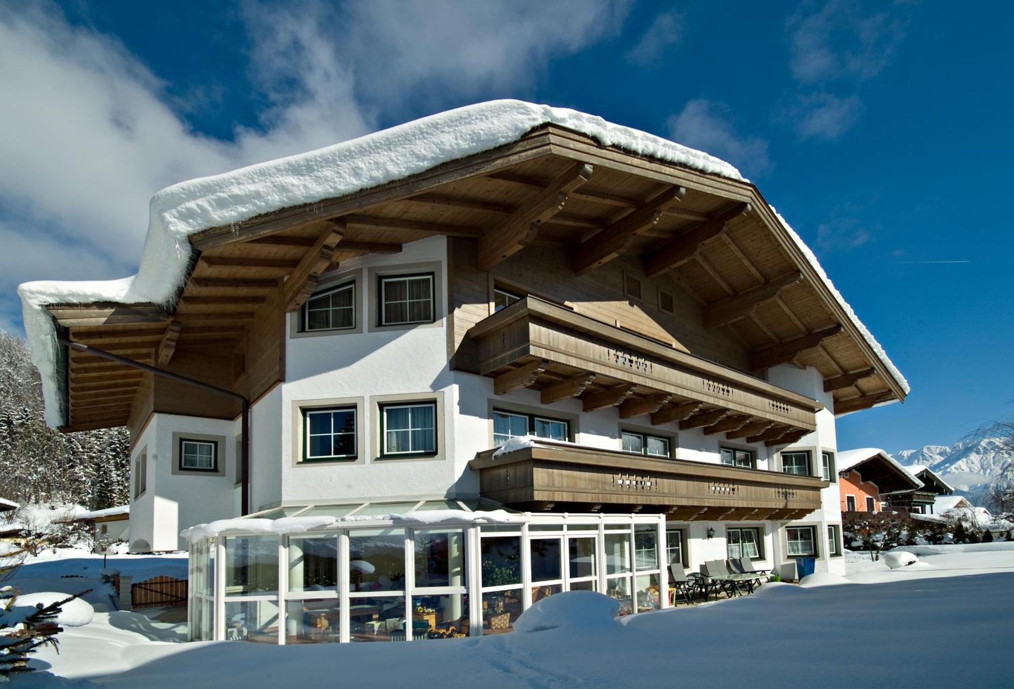Appartements Familie Grundner Leogang Exterior photo